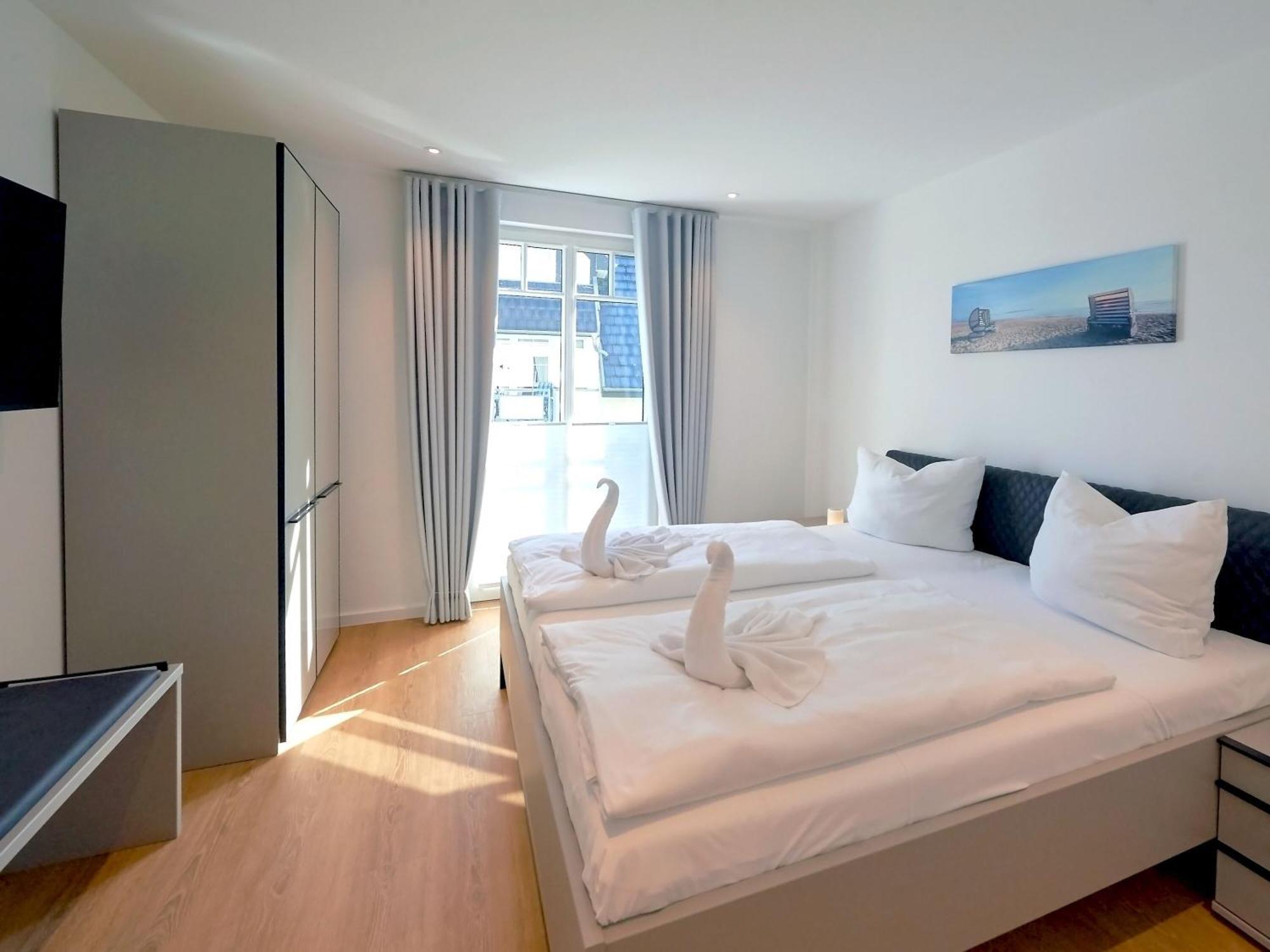 Beatrice In - Wg 8 Mit Balkon Und Kleinem Meerblick Binz