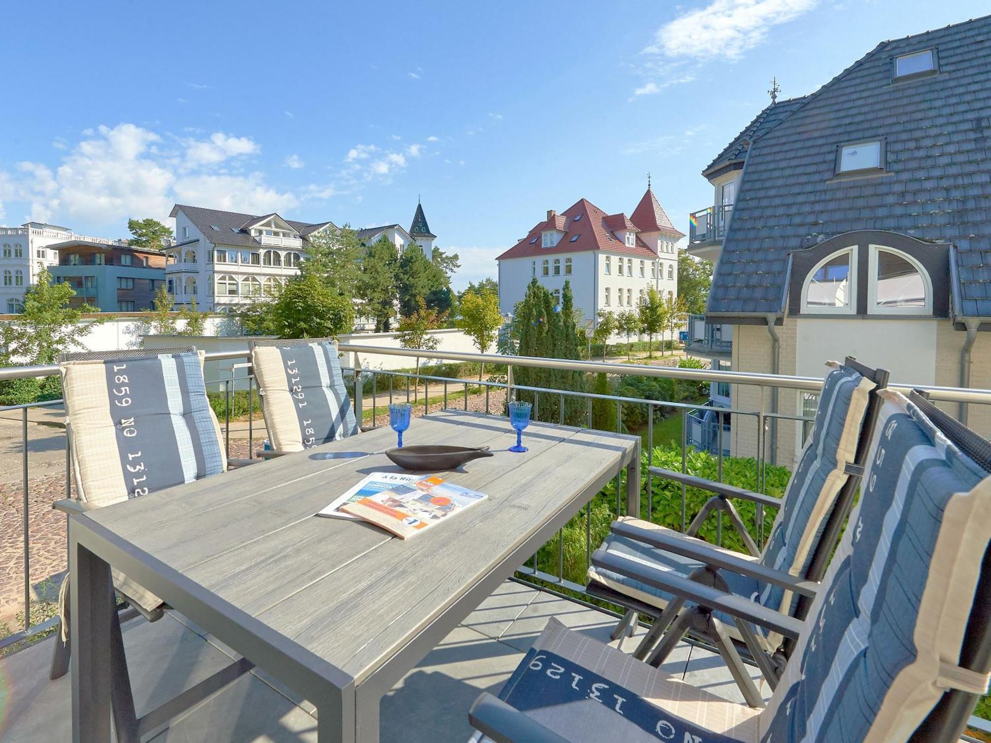 Apartment Beatrice In - Wg 8 Mit Balkon Und Kleinem Meerblick Ostseebad Binz